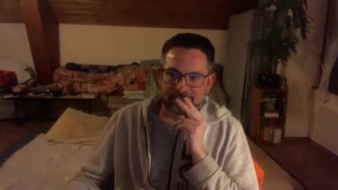 supersquirrel81 online show from 01-10-26, 08:10