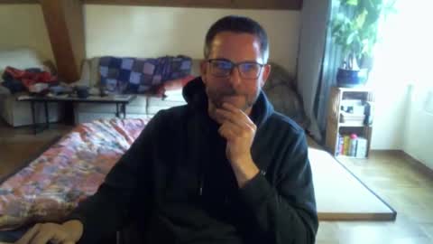 supersquirrel81 online show from 04-01-26, 04:04