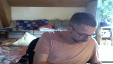 Snapshot of supersquirrel81 chatting on 05-10-26, 11:26 supersquirrel81 online show from 05-10-26, 11:26