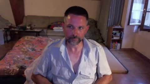 Snapshot of supersquirrel81 chatting on 06-26-26, 07:29 supersquirrel81 online show from 06-26-26, 07:29