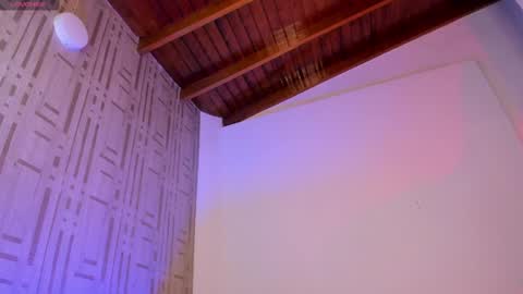 Snapshot of suprasexyjohn chatting on 05-28-26, 08:17 llllSupra llll online show from 05-28-26, 08:17