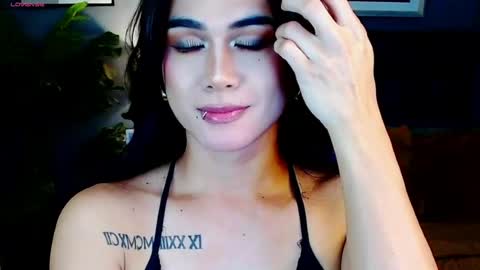 Snapshot of supreme_deity chatting on 04-24-26, 07:00 DIANNA online show from 04-24-26, 07:00