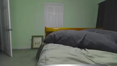 Supwitchoo online show from 01-21-25, 01:08