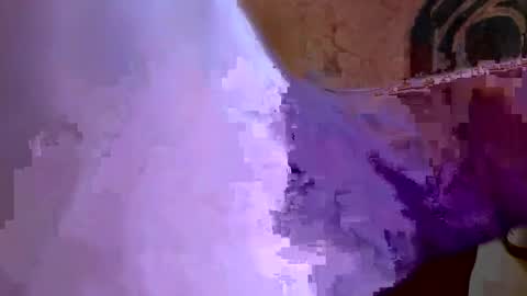 Snapshot of surfbody chatting on 11-05-25, 10:32 surfbody online show from 11-05-25, 10:32