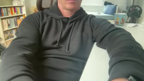 surfstar81 online show from 09-30-25, 09:47