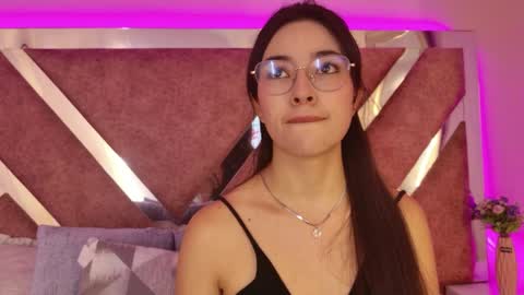 Snapshot of susa1userma_ chatting on 06-08-26, 11:43 Susann online show from 06-08-26, 11:43
