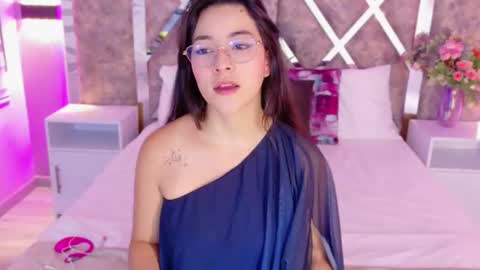 Snapshot of susa1userma_ chatting on 06-25-26, 11:37 Susann online show from 06-25-26, 11:37