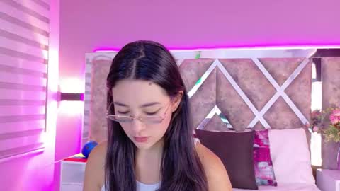Snapshot of susa1userma_ chatting on 06-27-26, 11:48 Susann online show from 06-27-26, 11:48