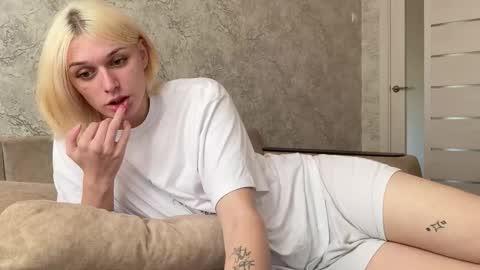 Vladiva online show from 09-30-25, 06:51