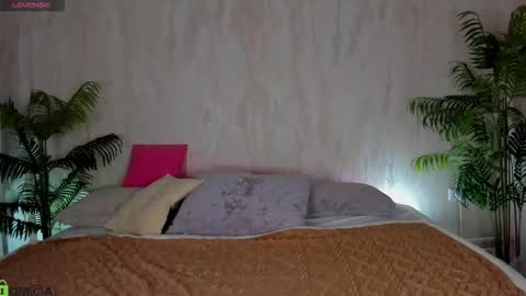 Annie online show from 09-19-25, 11:27