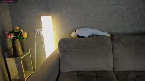 Annie online show from 09-29-25, 12:05