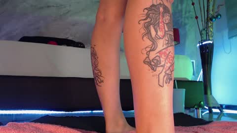 Snapshot of susan_hottie_ chatting on 12-18-24, 10:46 online show from 12-18-24, 10:46