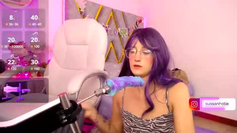 Snapshot of susan_hottye_ chatting on 11-25-25, 10:04 Susan online show from 11-25-25, 10:04