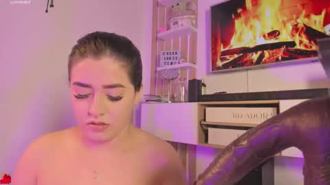     online show from 10-23-25, 07:18