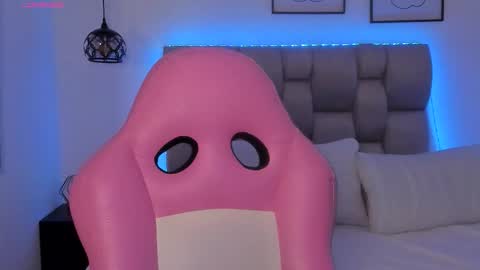 Susan online show from 02-12-26, 08:37