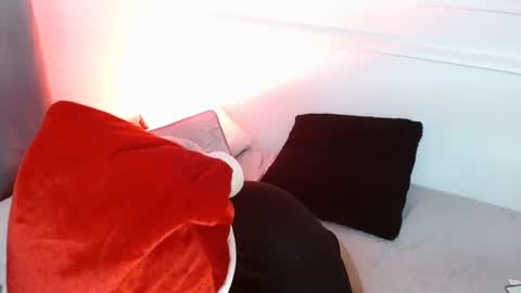 Snapshot of susana_hank chatting on 12-23-24, 06:48 susana online show from 12-23-24, 06:48