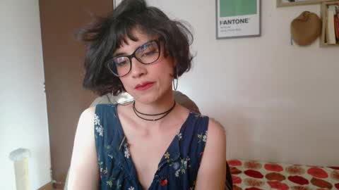susana_w online show from 04-07-26, 09:48