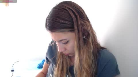 Susana online show from 12-22-24, 04:59