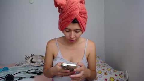 Susana online show from 10-28-25, 02:31
