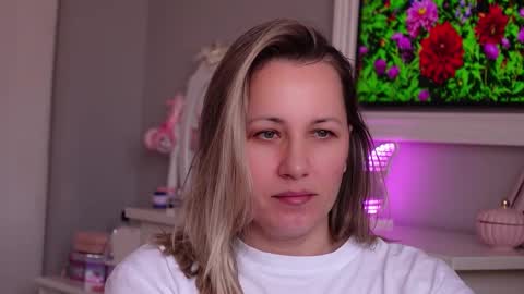 SusanJewel online show from 03-09-26, 07:23