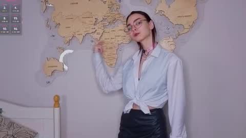 Snapshot of susannahtrojahn chatting on 02-13-26, 03:41 susannahtrojahn online show from 02-13-26, 03:41