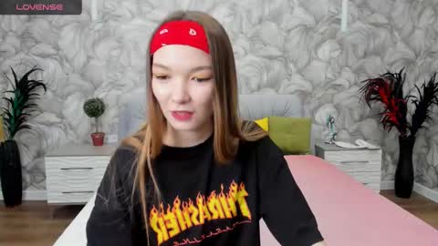 Snapshot of susannjohnson chatting on 03-12-25, 03:13 susannjohnson online show from 03-12-25, 03:13