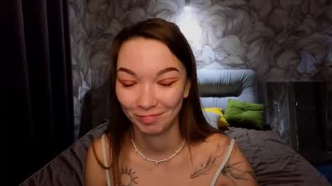 Snapshot of susannjohnson chatting on 10-29-25, 12:35 susannjohnson online show from 10-29-25, 12:35