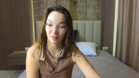 Snapshot of susannjohnson chatting on 01-17-26, 12:26 susannjohnson online show from 01-17-26, 12:26