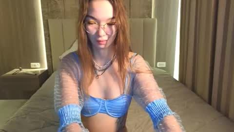 Snapshot of susannjohnson chatting on 02-21-26, 12:33 susannjohnson online show from 02-21-26, 12:33