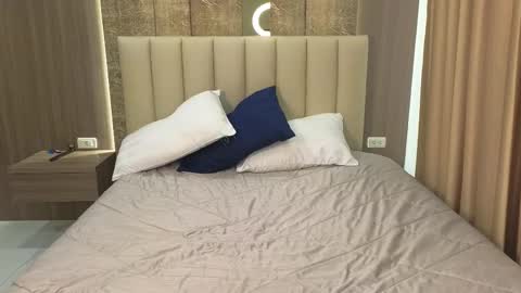 Snapshot of susannjohnson chatting on 03-16-26, 12:27 susannjohnson online show from 03-16-26, 12:27