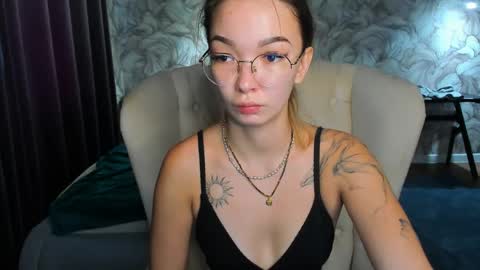 Snapshot of susannjohnson chatting on 04-13-26, 12:49 susannjohnson online show from 04-13-26, 12:49