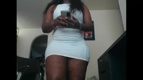 Snapshot of susansexy chatting on 07-11-26, 01:58 SUSAN online show from 07-11-26, 01:58
