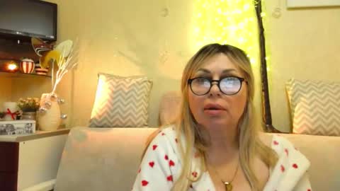 Snapshot of susiexnoreen chatting on 02-11-26, 11:59 SusiexNoreen online show from 02-11-26, 11:59