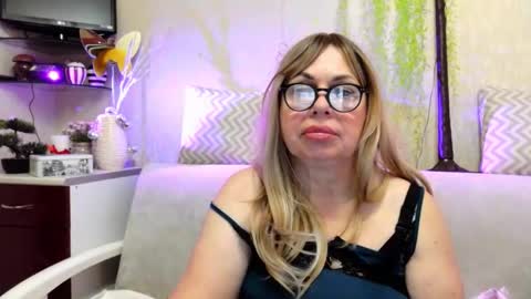 SusiexNoreen online show from 03-04-26, 12:16