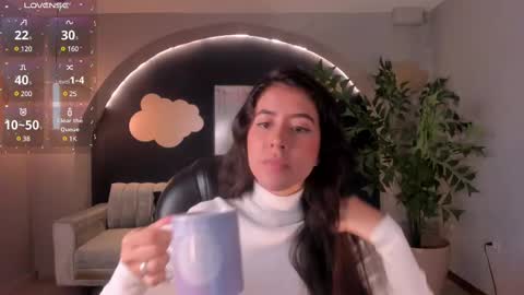 Snapshot of sussanelliot chatting on 03-07-25, 07:16 Sussan online show from 03-07-25, 07:16