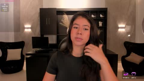 Snapshot of sussanelliot chatting on 10-06-25, 10:02 Sussan online show from 10-06-25, 10:02