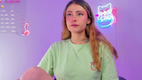 Snapshot of susssan_ferry chatting on 12-12-24, 01:32 Susy online show from 12-12-24, 01:32