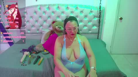 Snapshot of sussy_perez_ chatting on 01-21-25, 09:46 Sussy online show from 01-21-25, 09:46
