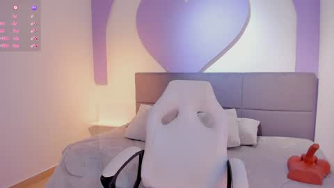 sussy_sweet4u online show from 02-08-25, 08:31