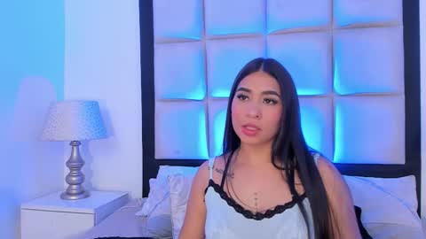 Snapshot of sussyfoxx_ chatting on 02-13-26, 12:34 sussyfoxx_ online show from 02-13-26, 12:34