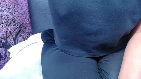 Snapshot of susy_perverttt chatting on 05-15-26, 02:46 susy_perverttt online show from 05-15-26, 02:46