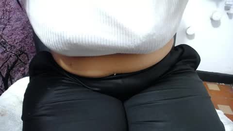 Snapshot of susy_perverttt chatting on 05-24-26, 03:39 susy_perverttt online show from 05-24-26, 03:39