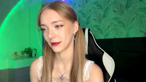 Jessica online show from 11-06-25, 05:25