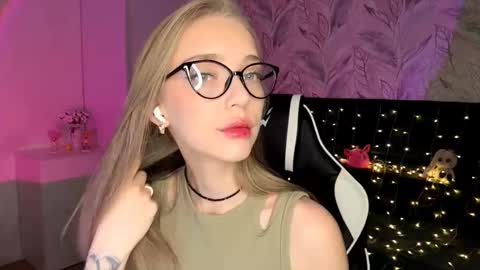 Jessica online show from 12-03-25, 07:23