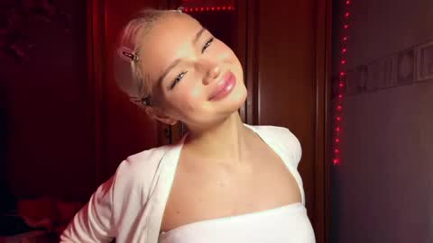 Stacy online show from 04-28-26, 09:09