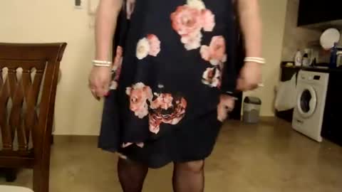 My name is Sissy or more fully Suzanna Aprilia Maria Mariquita Catarina Chinita Banci. Soy una puta - que chimba ladybug online show from 12-02-24, 07:27