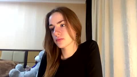 Snapshot of suzannetigerino chatting on 07-08-26, 07:24 Emila online show from 07-08-26, 07:24