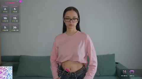 Sena online show from 12-17-25, 05:19