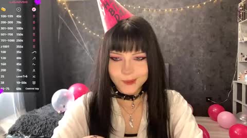 EmilySuonn online show from 05-16-26, 07:27