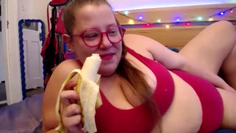 suzie stardust online show from 02-10-26, 12:48